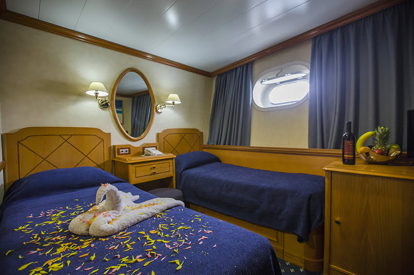 cabin category b twin (3)