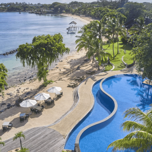 Vue mer de la piscine de l'hotel The Westin Turtle Bay Resort vue de haut