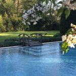 Piscine hôtel moulin du roc