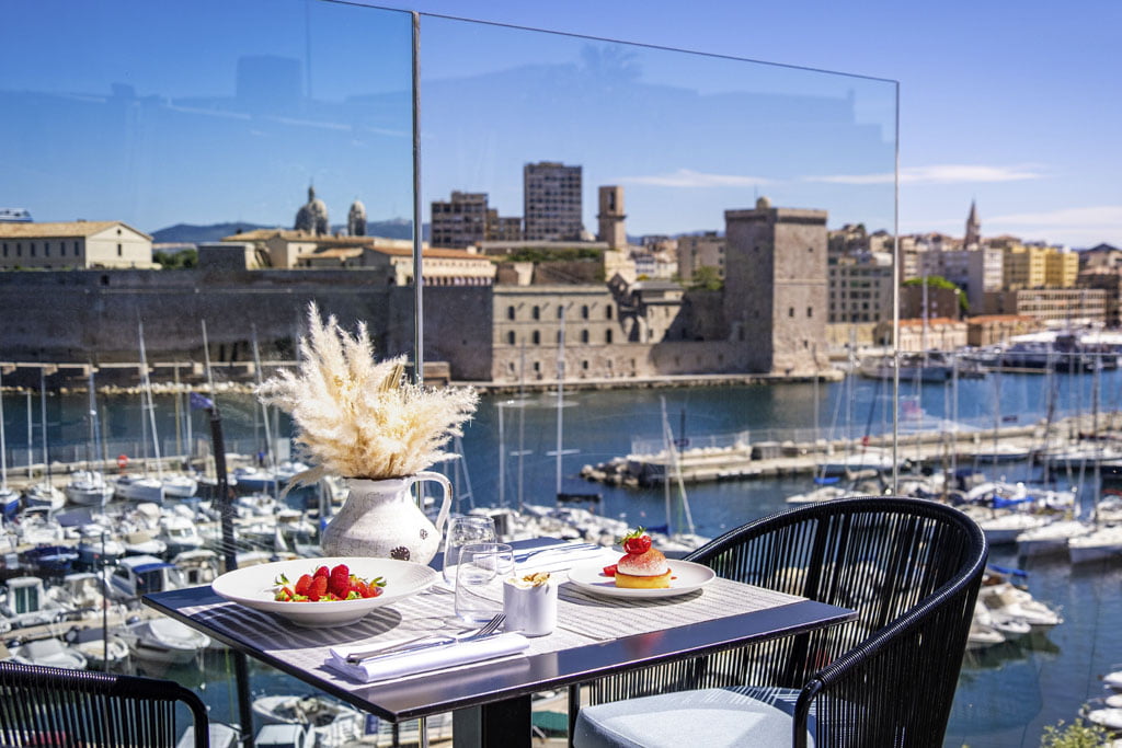 Marseille terrasse sofitel vieux port