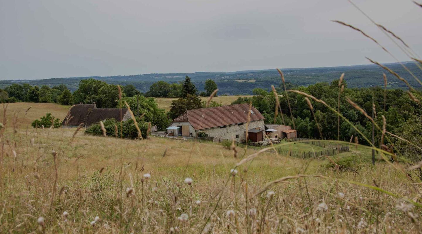 vue de l'extérieur - les hauts de bagadou