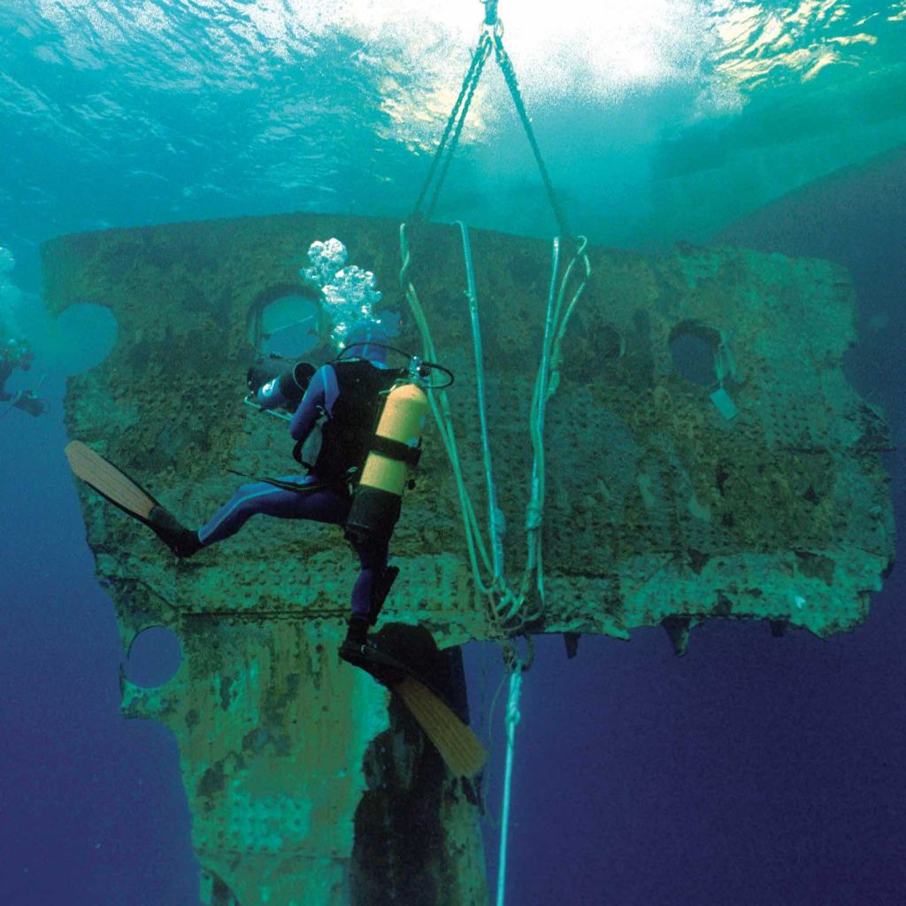 photo sous marine de l'épave du titanic